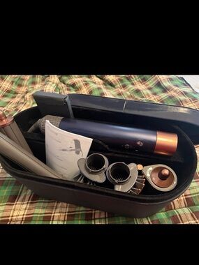 Dyson AirWrap Blue and Silver Women Hair Tool Set